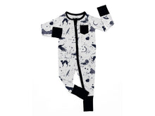 Load image into Gallery viewer, Nevermore Zip